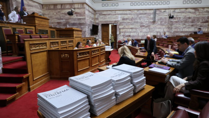 Άρθρο 16: Σύγκλιση ΝΔ – ΠΑΣΟΚ για μη κρατικά πανεπιστήμια, αλλά με κρίσιμες διαφορές
