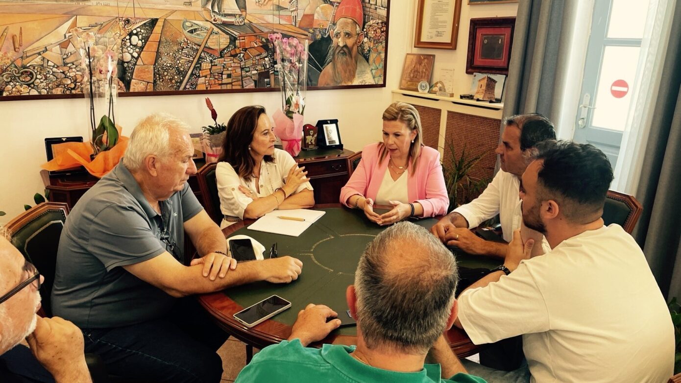 Συνάντηση της Δημάρχου Λήμνου με την Άννα Διαμαντοπούλου