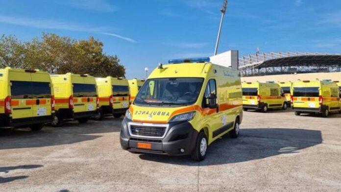17 καινούργια ασθενοφόρα για Κέντρα Υγείας της Στερεάς Ελλάδας