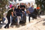 ΣΠΑΥ: Πάνω από 100 εθελοντές συνέλεξαν 1,5 τόνο απορριμμάτων από τον Υμηττό