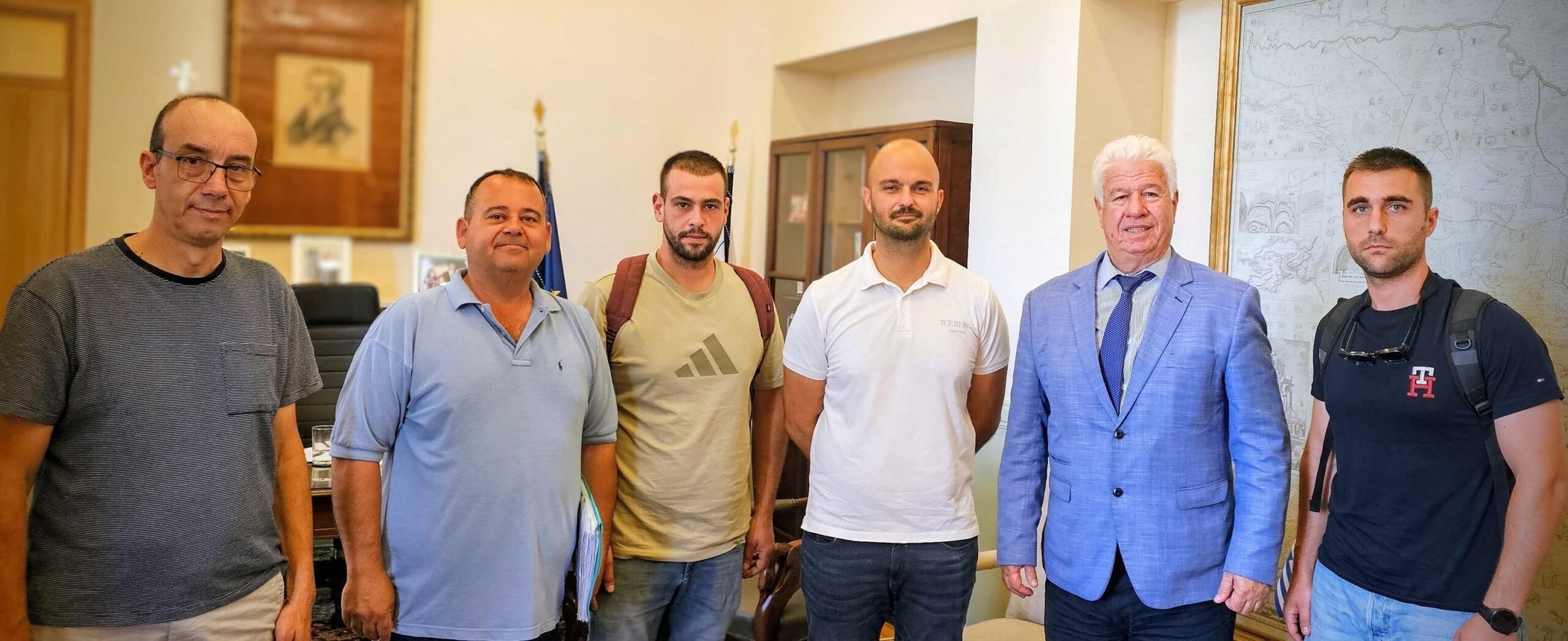 Περιφέρεια Ιονίων Νήσων Συνάντηση Περιφερειάρχη με τον Πρόεδρο του Τ.Σ. Αγίου Μάρκου