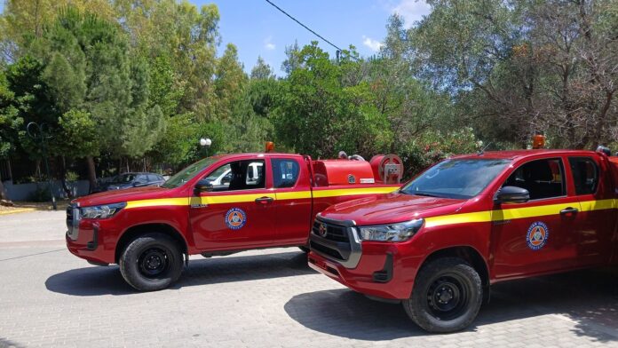 Δύο νέα σύγχρονα πυροσβεστικά οχήματα στον Δήμο Πεντέλης