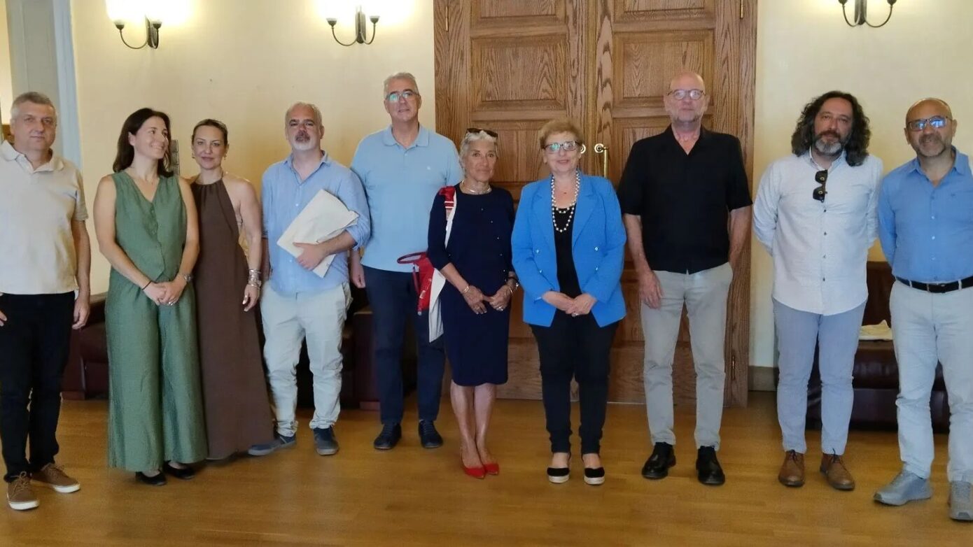 Περιφέρεια Κρήτης: Συνάντηση στο Ρέθυμνο των εταίρων του ευρωπαϊκού έργου «rEdESIGN»