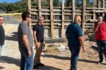 Δήμαρχος Μυτιλήνης σε αυτοψία στο έργο αναβάθμισης του γηπέδου Αφάλωνα