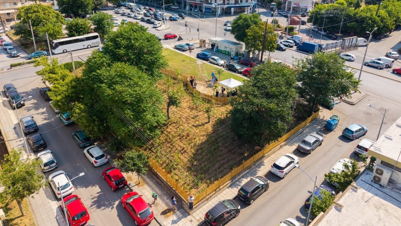Ο Δήμος Θεσ/νίκης παρέδωσε το πρώτο Urban Micro Forest στη Β’ Δημοτική Κοινότητα
