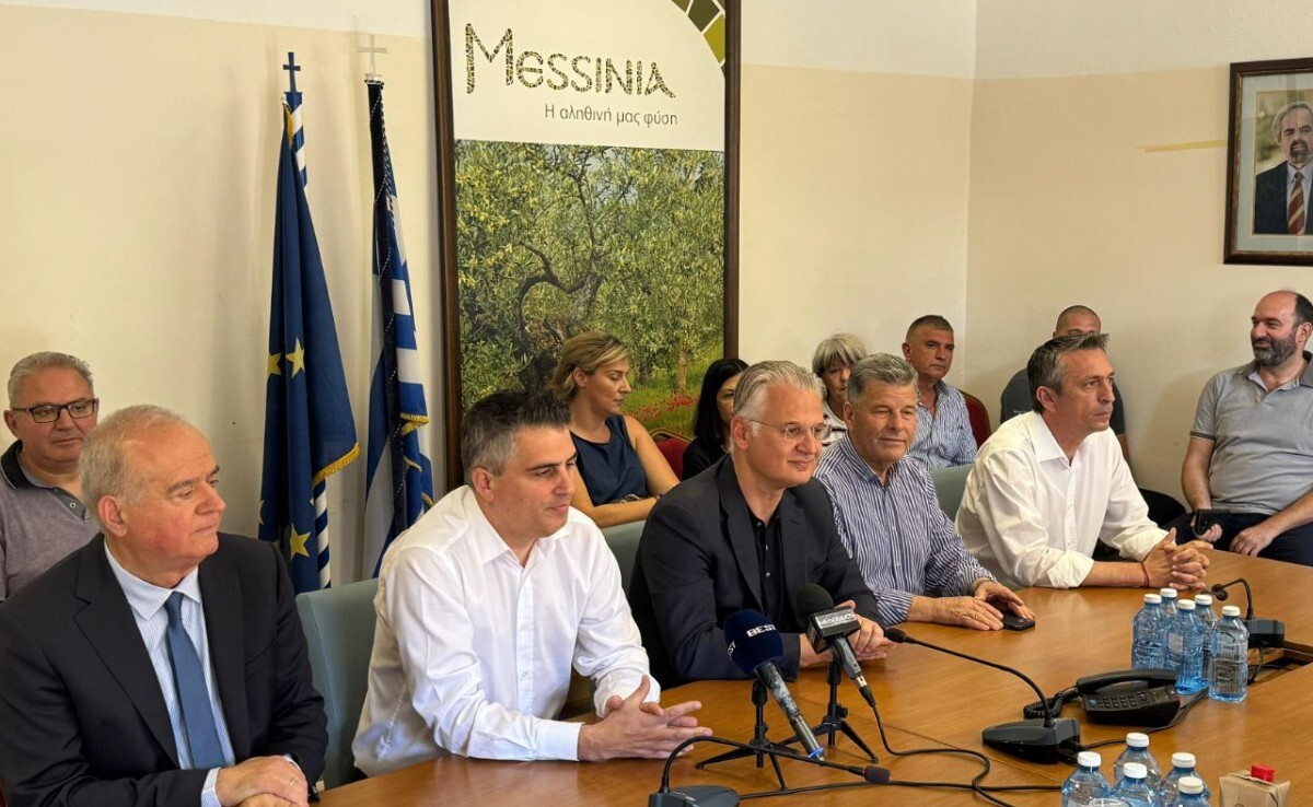 Ο Περιφερειάρχης Πελοποννήσου υποδέχθηκε τον Υπουργό Υποδομών στην Π.Ε. Μεσσηνίας