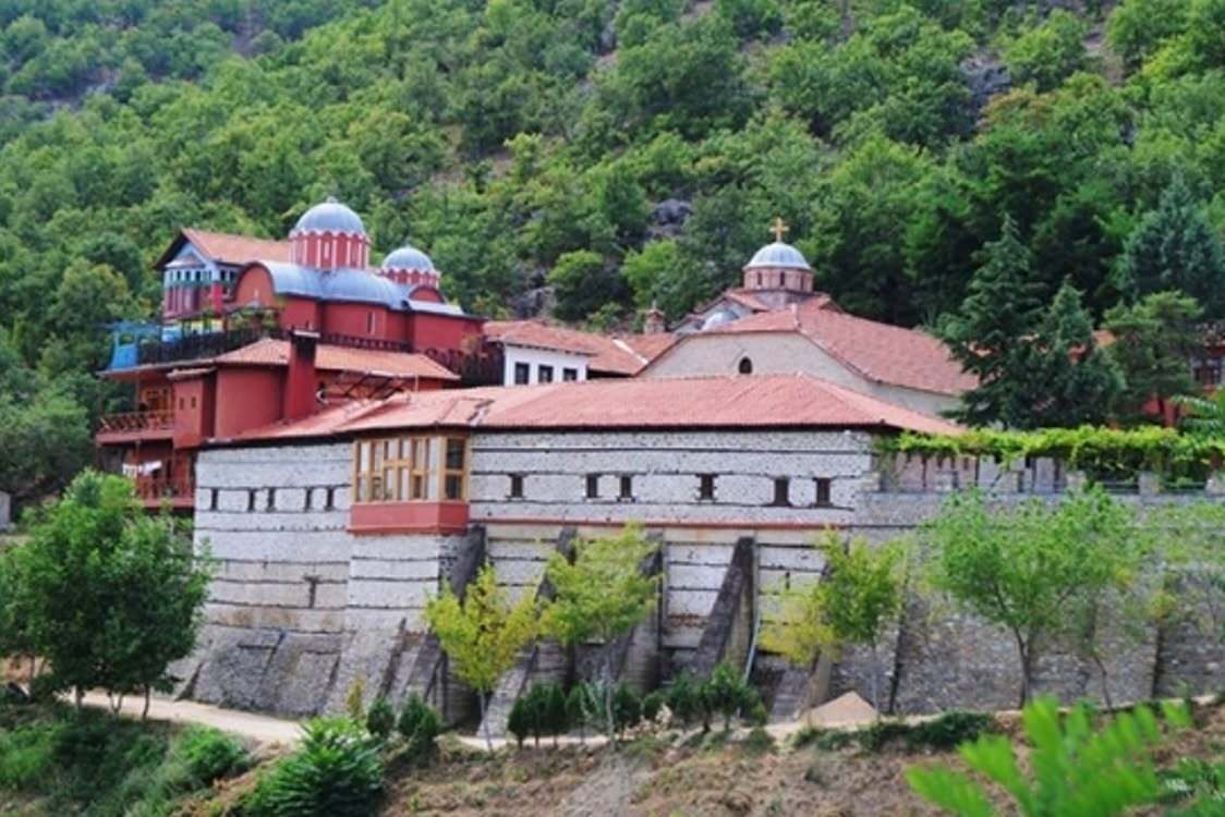Π.Ε. Καστοριάς: 2,6 εκ. ευρώ για ασφαλτόστρωση από τον Πολυκέρασο έως τη Μονή Αγ. Αναργύρων