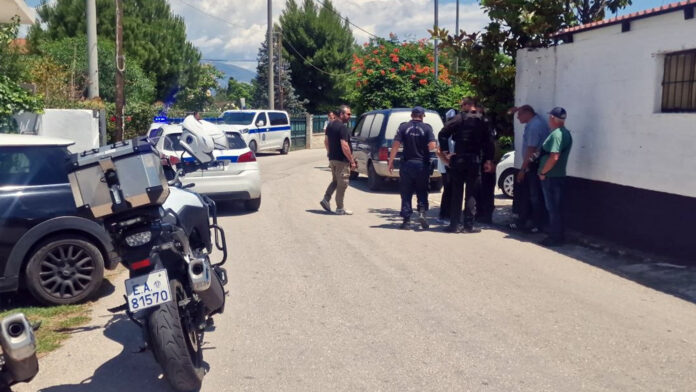 Έπλυνε εσώρουχα μετά το διπλό φονικό στο Αίγιο – Αποκαλύψεις για τον Ιταλό που προσήχθη