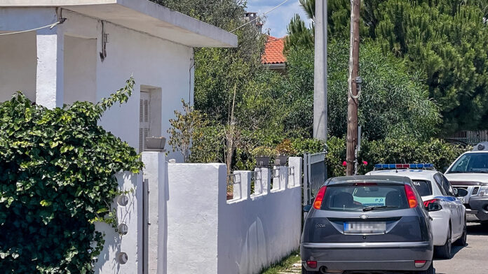 Διπλό φονικό στο Αίγιο: Τα νέα ερωτήματα που δημιουργεί η απολογία του Ιταλού και τα αντικείμενα που λείπουν από το σπίτι