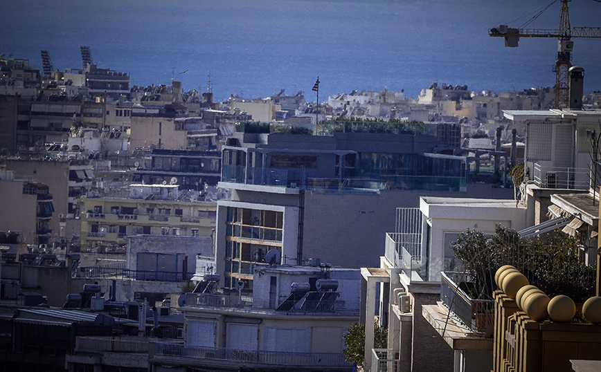 Ακίνητα «φαντάσματα» στην Ελλάδα: Μόλις το 10% των κλειστών κατοικιών μπορεί να αξιοποιηθεί άμεσα