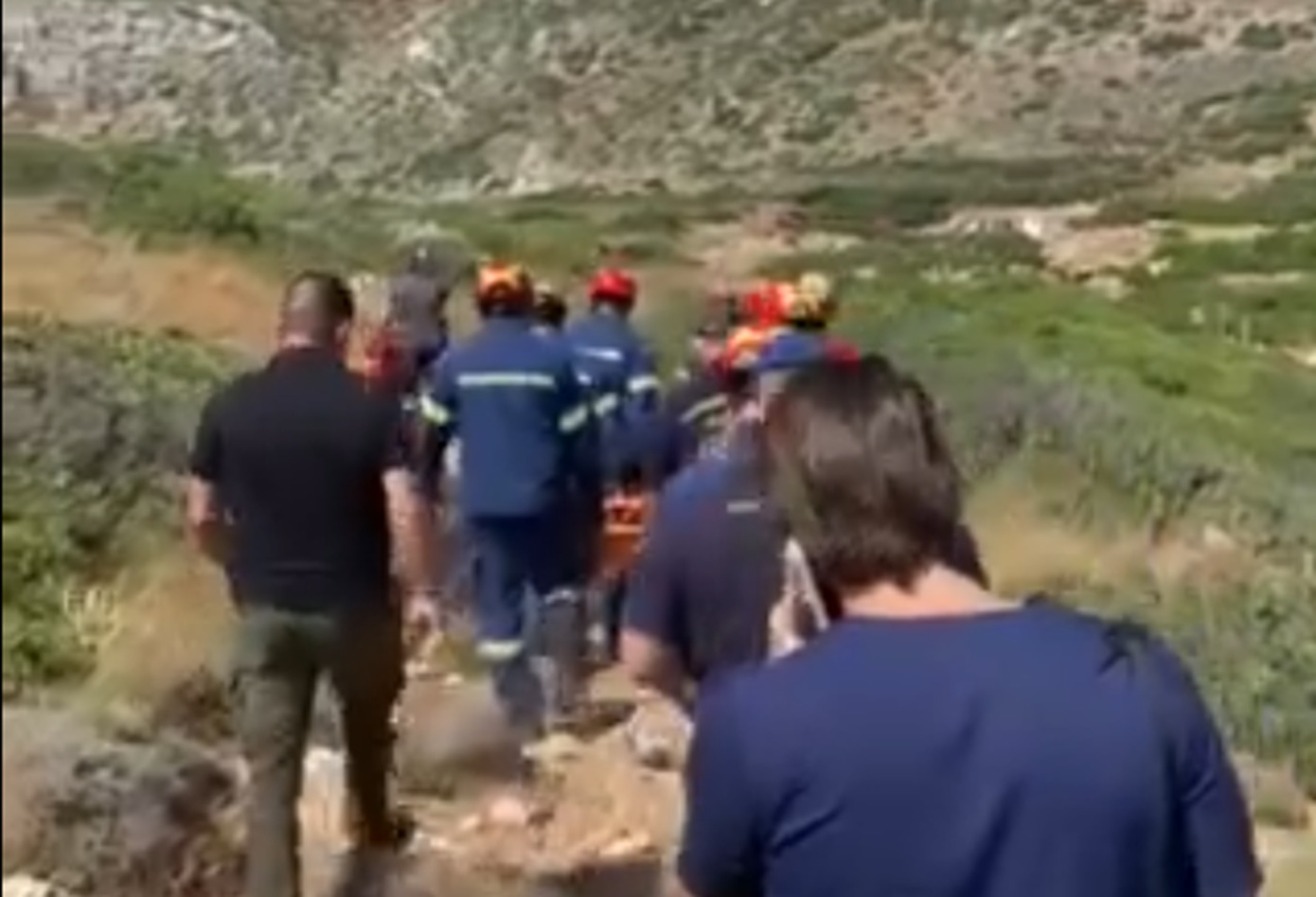 Χωρίς τις αισθήσεις του ανασύρθηκε 31χρονος περιπατητής στα Φαλάσαρνα – Δείτε βίντεο