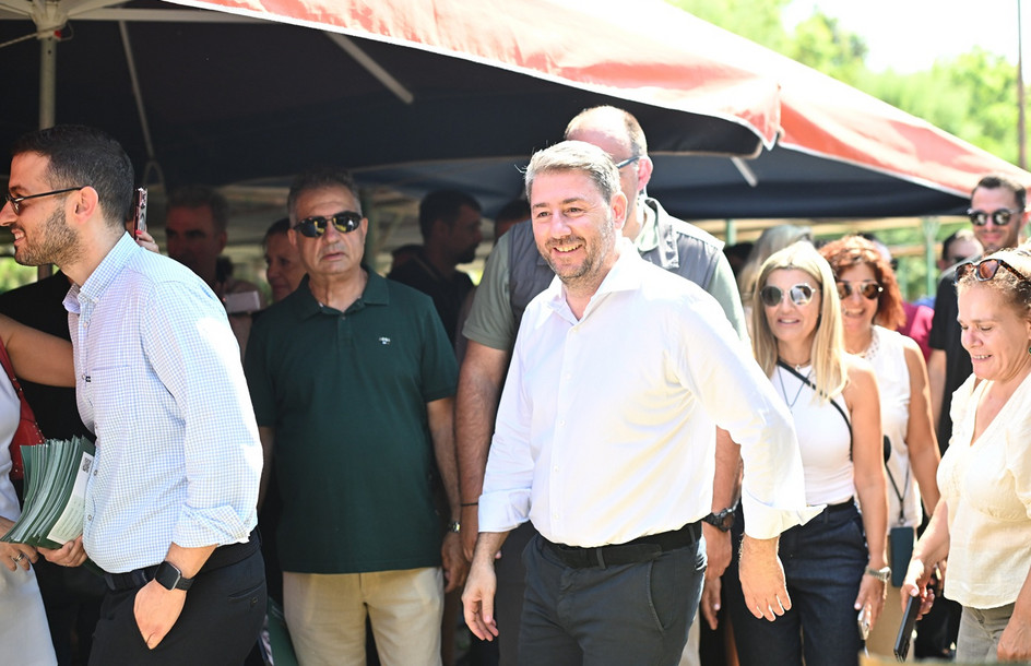 Νίκος Ανδρουλάκης: Τη Δευτέρα μεταβαίνει στην Κάσο και την Τρίτη στην Κάρπαθο, μετά τη Ρόδο