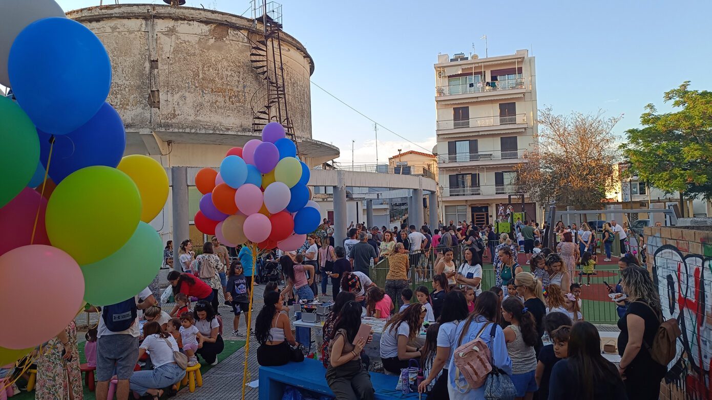 Ο Δήμος Πύργου άνοιξε τη σύγχρονη παιδική χαρά στην πλατεία Δεξαμενής