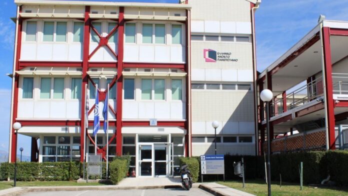 Η Δημοτική Αρχή Πάτρας στηρίζει τον αγώνα των συμβασιούχων στο ΕΑΠ