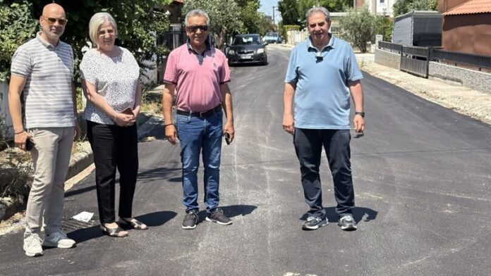 Αυτοψία Δημάρχου σε έργα αποκατάστασης οδών στα Φάρσαλα