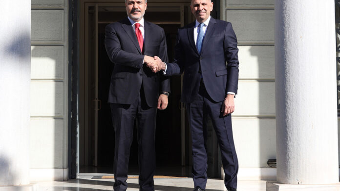 Πιθανό τετ-α-τετ Γεραπετρίτη-Φιντάν αύριο στη Σόφια: Στο τραπέζι το νομοσχέδιο περί «Γαλάζιας Πατρίδας», Αιγαίο και Κυπριακό