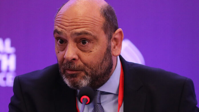 Μαζική κατακραυγή από 323 καλλιτέχνες εναντίον Φωτήλα: Καταδικάζουν τις δηλώσεις του για το ΚΚΕ και τον πολιτισμό