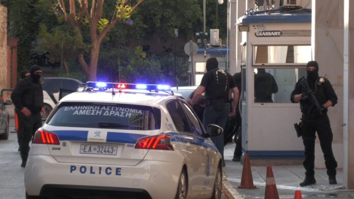 Στη ΓΑΔΑ ο 37χρονος Παλαιστίνιος που κατηγορείται για συμμετοχή στη Χαμάς – Ψάχνουν τις επαφές του