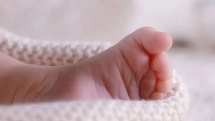 Αύξηση γεννήσεων σε Κρήτη και Βόρειο Αιγαίο την ώρα που το δημογραφικό πρόβλημα απειλεί τη βιωσιμότητα της χώρας