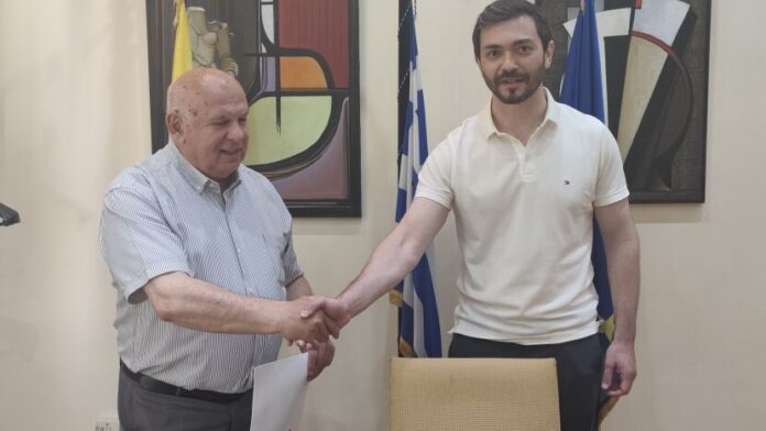 Ορκωμοσία νέου μόνιμου υπαλλήλου στον Δήμο Γρεβενών