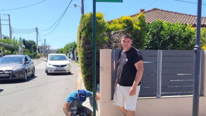 Τοποθέτηση πινακίδων οδοσήμανσης στην Κουρούτα από τον Δήμο Ήλιδας
