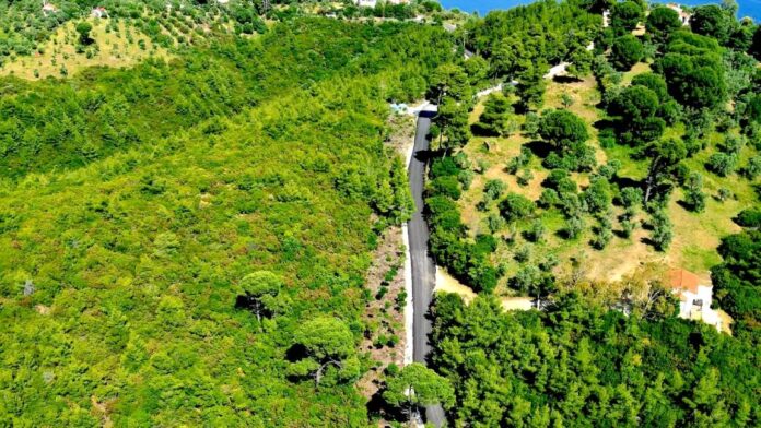 Δ.Σκιάθου: Ολοκληρώθηκαν τα έργα ασφαλτόστρωσης στις περιοχές Πλατανιάς, Κοκκινόγια, και Καναπίτσα