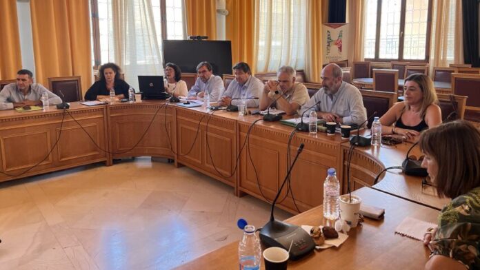Όρια των οικισμών του Δήμου Ηρακλείου σε σύσκεψη εργασίας
