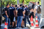 Δολοφονία 15χρονου στην Καλλιθέα: Στην Ευελπίδων οι συλληφθέντες – Οι λεπτομέρειες της φονικής συμπλοκής