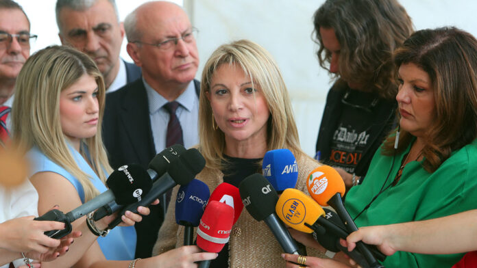 Μαρία Καρυστιανού: Η πρώτη αντίδραση για τις αποχωρήσεις και τη γκρίνια στο κόμμα «Ελπίδα για τη Δημοκρατία»