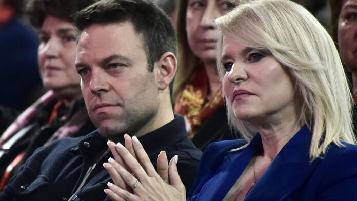 Κασσελάκης ζήτησε την παραίτηση της Τζάκρη: Η ίδια δηλώνει ότι αποχώρησε