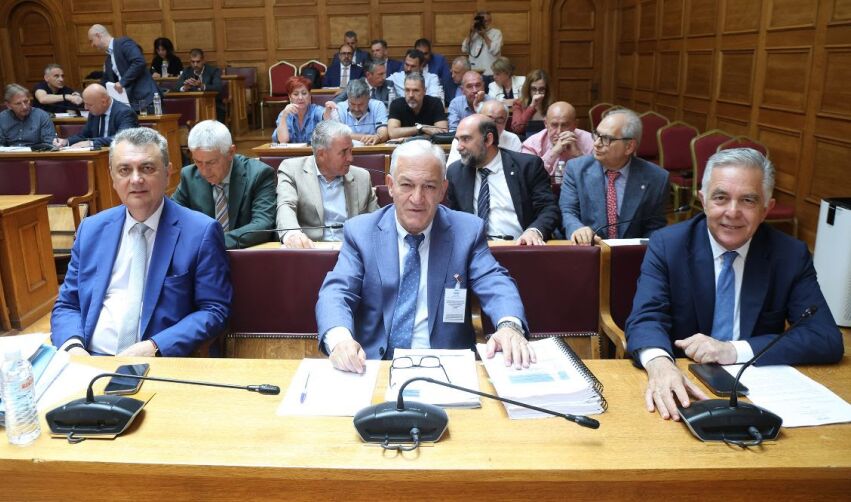 Στη Βουλή ο Πρόεδρος της ΚΕΔΕ για τον νέο Κώδικα Τοπικής Αυτοδιοίκησης