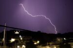 Εντυπωσιακό σόου κεραυνών στη Βόρεια Ελλάδα – Επιμένει η κακοκαιρία και την Τρίτη