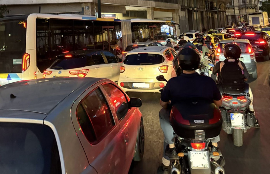 Μπακογιάννη για το κλείσιμο δρόμων λόγω αγώνα δρόμου: «Η Αθήνα έπαθε έμφραγμα»