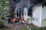 Τα τέσσερα νεκρά αδέρφια έμεναν 30 χρόνια στο κοντέινερ – «Δίπλα ήταν το σπίτι που είχε καταστραφεί από τον σεισμό»