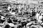 Σαν σήμερα 25 Ιουνίου: Ο Πόλεμος της Κορέας ξεκινά και αφήνει 2,5 εκατομμύρια νεκρούς και μια χώρα διαιρεμένη