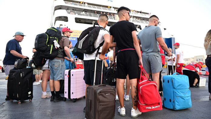 Σταθερές οι τιμές των οικονομικών θέσεων στα ακτοπλοϊκά εισιτήρια το φετινό καλοκαίρι παρά τις πιέσεις
