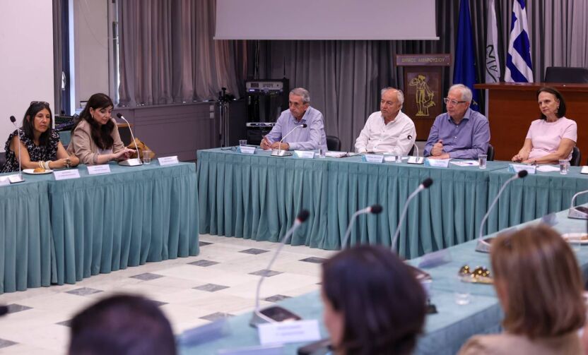 Δήμαρχος Αμαρουσίου: Συνάντηση με τις Διευθύνσεις Πρωτοβάθμιας Εκπαίδευσης
