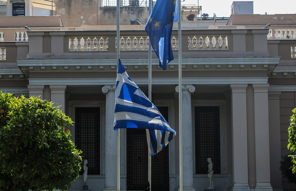 Ανακοινώθηκαν οι αλλαγές στην κυβέρνηση: Στο Μεταφορών ο Κώτσηρας, στο Οικονομικών ο Μαρκόπουλος, στο ΥΠΕΞ ο Χατζηβασιλείου