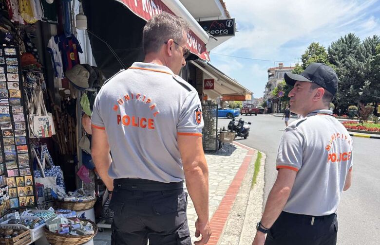 Εντατικοί έλεγχοι της Δημοτικής Αστυνομίας Μετεώρων για παράνομη χρήση οδοστρώματος