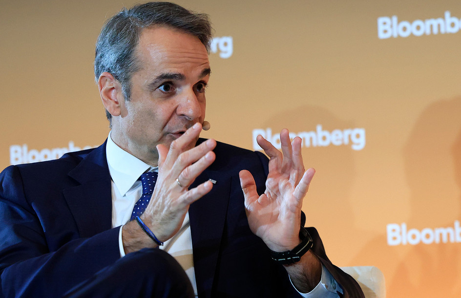 Μητσοτάκης: Υποκριτική η στάση του ΠΑΣΟΚ για τη συνταγματική αναθεώρηση – Οι πολίτες βλέπουν πλέον ένα κράτος που λειτουργεί