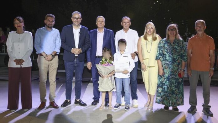 Δ, Ωραιοκάστρου: Το Ανοιχτό Θέατρο Τσούκες Δρυμού μετονομάστηκε σε “Γ. Καμπέρης”