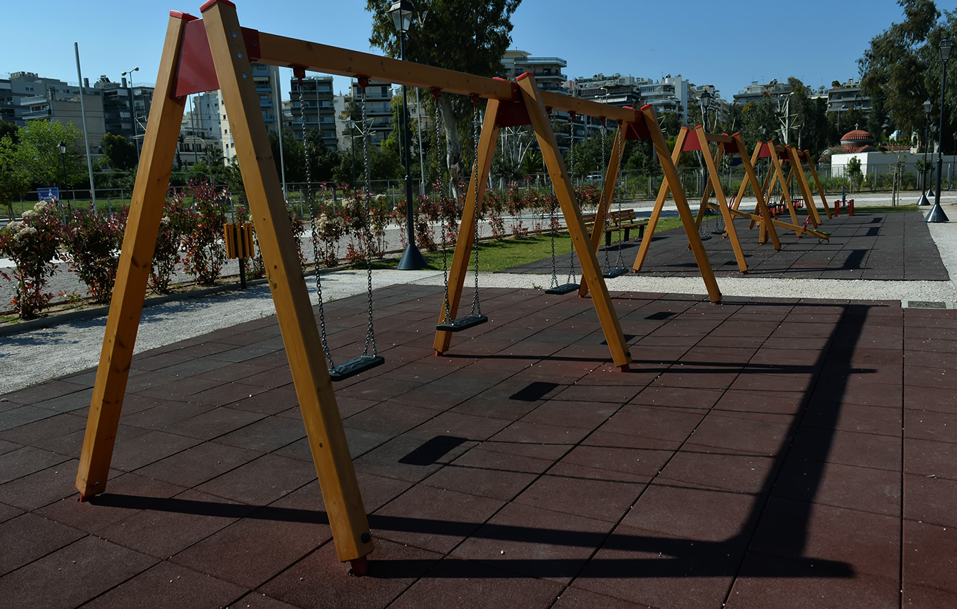 Παιδική χαρά στην Άνω Πόλη βανδαλίστηκε για τέταρτη φορά σε 9 μήνες