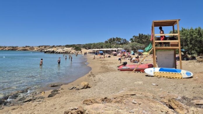 Σε εξέλιξη η ναυαγοσωστική κάλυψη πολυσύχναστων παραλιών του Δήμου Πάρου
