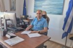 Υπεγράφη η σύμβαση για την τοποθέτηση συνθετικού τάπητα σε Γήπεδα της Πάρου