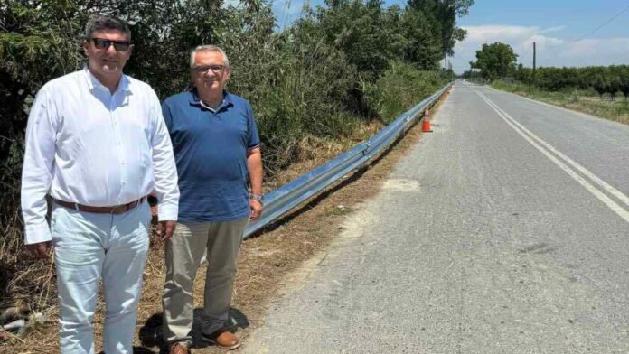 Αυτοψία Δημάρχου Πέλλας σε εργασίες τοποθέτησης στηθαίων ασφαλείας