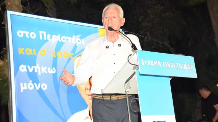Πάνω από δύο χιλιάδες γυναίκες στη συνάντηση με τον Δήμαρχο Περιστερίου
