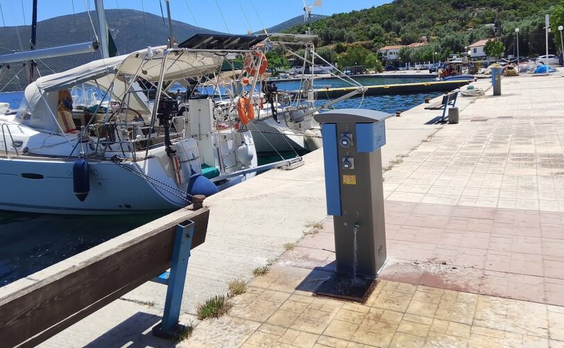 Δ.Ν. Πηλίου: Νέοι πυλώνες ρεύματος και νερού στο Αλιευτικό Καταφύγιο Τρικερίου