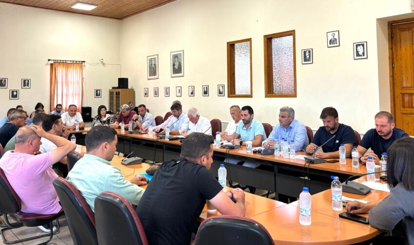 Περιφέρεια Στερεάς Ελλάδας: Ξεκινά η ανάπλαση του ιστορικού κέντρου Σπερχειάδας και νέο έργο στο ΚΥ Μακρακώμης
