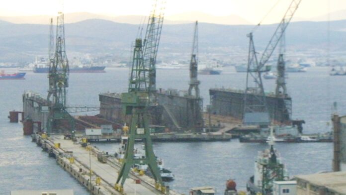 Συμφωνία συνεργασίας μεταξύ Ναυπηγείων Σκαραμαγκά και Hyundai – Επικεντρώνεται σε επισκευές πολεμικών πλοίων και σκαφών Λιμενικού