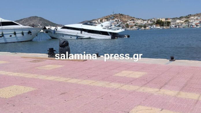 Σκάφος βυθίζεται στη Μαρίνα Βουρκαρίου στη Σαλαμίνα, βίντεο